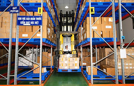 Distribution and Logistics Services 